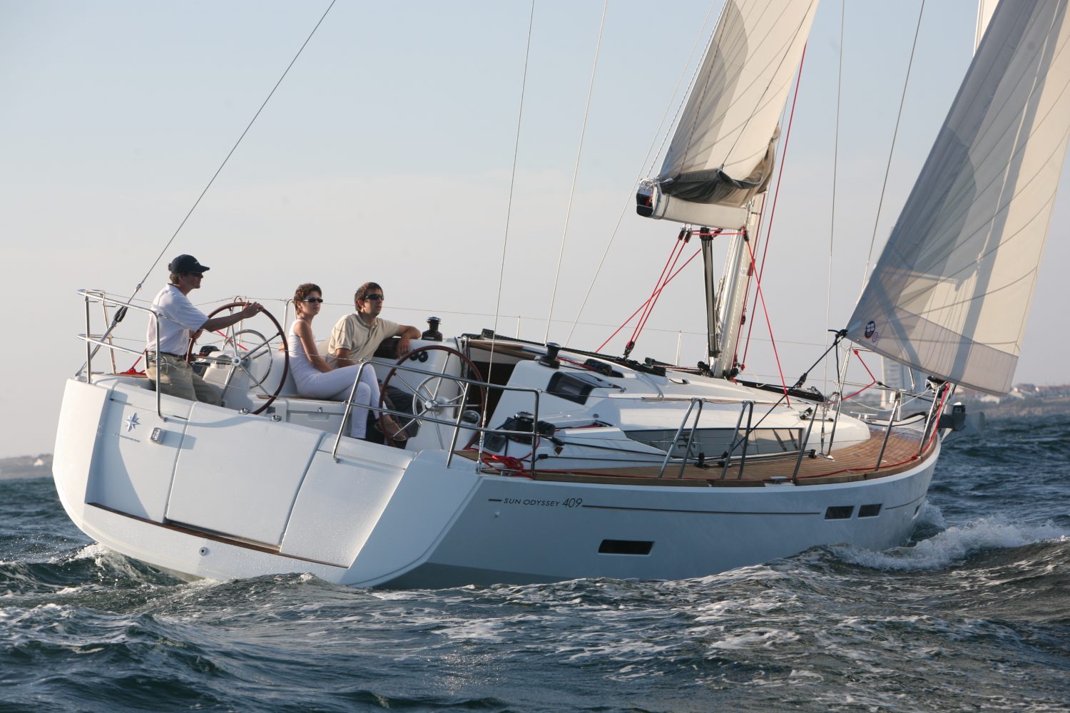 cockpit et barre du lagoon 42