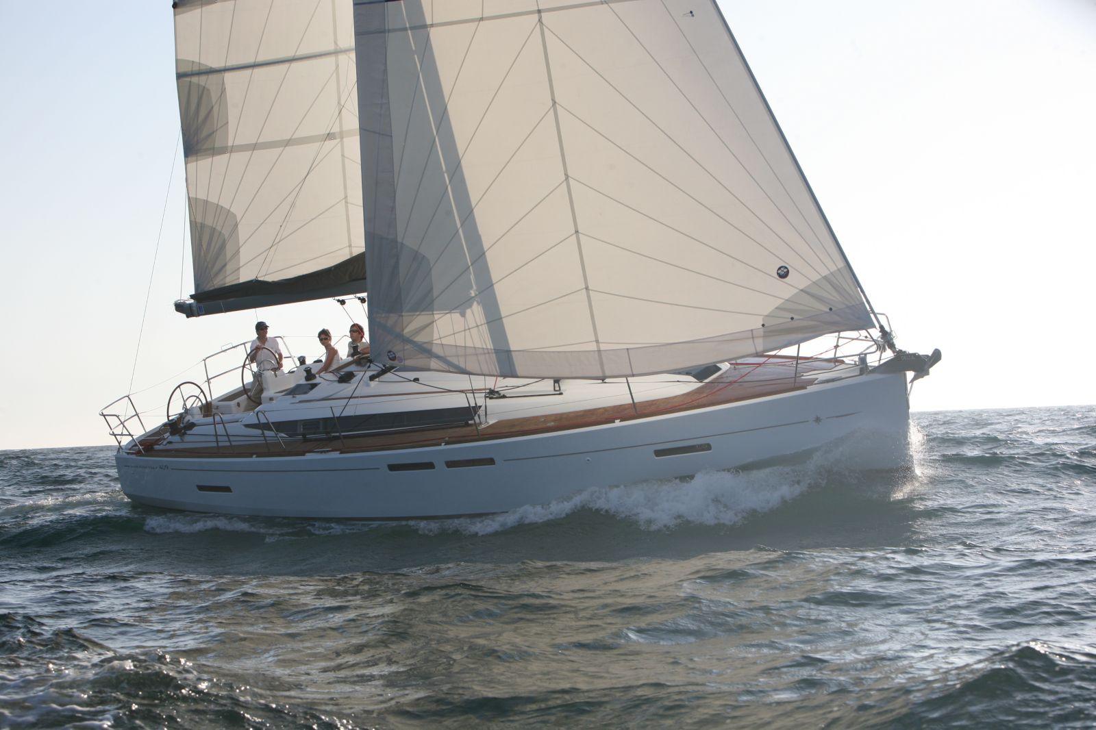 arriere du catamaran lagoon 42