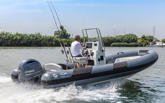 Quel bateau de pêche en mer choisir ? Guide complet